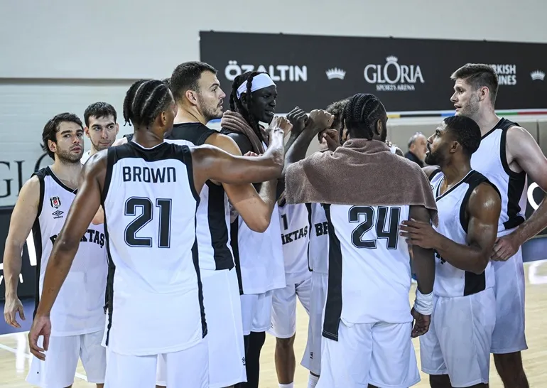 Así han quedado el Partizan, el Paris Basketball y el Besiktas tras tres amplias remodelaciones