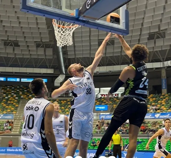 Victorias del Real Madrid, Valencia Basket, Bilbao Basket y Obradoiro este sábado