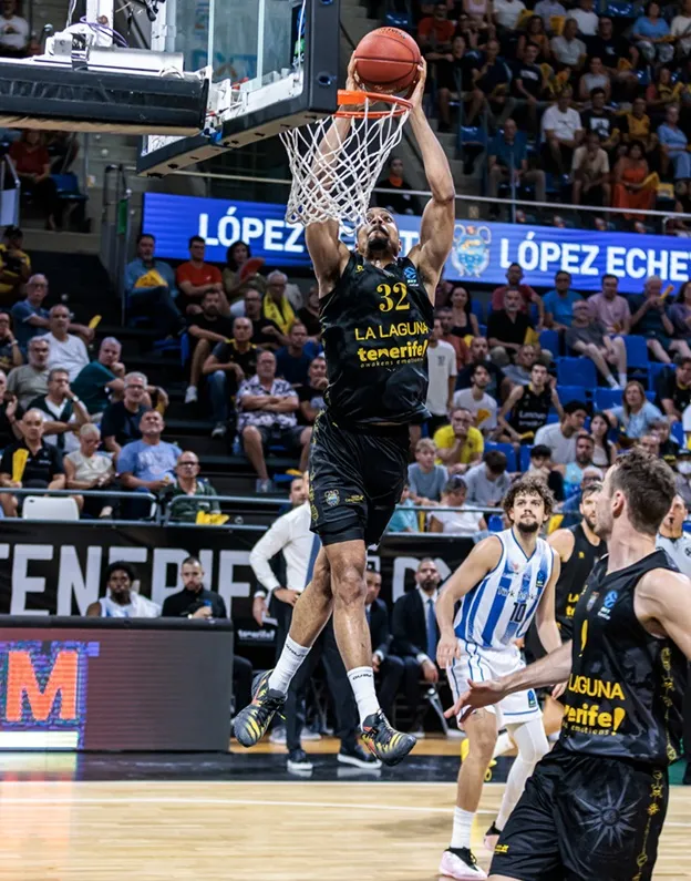Victorias en la primera jornada del SP Burgos y el Laguna Tenerife y derrota manresana
