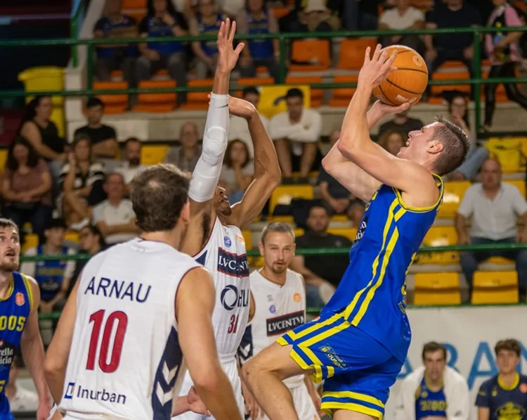 Estudiantes brilla por fin y el Alega Cantabria y el Alicante también continúan invictos
