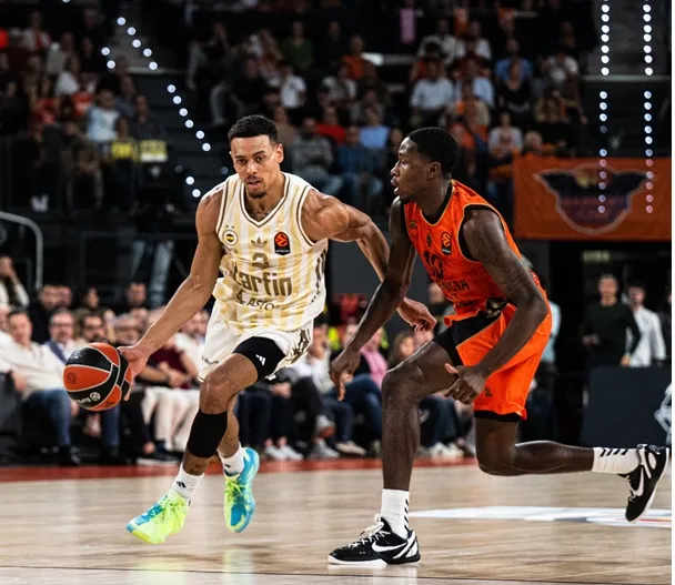 El Valencia Basket esta vez sí sujetó la renta ante el Fenerbahce (86-78)
